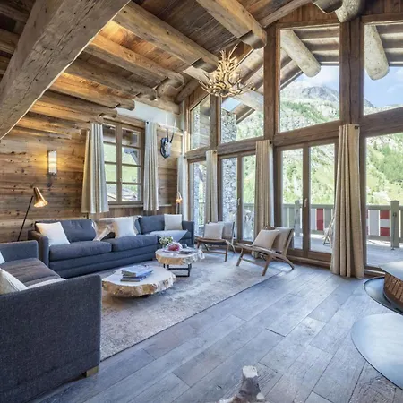 Chalet Luxury With A Touch Of Glamour